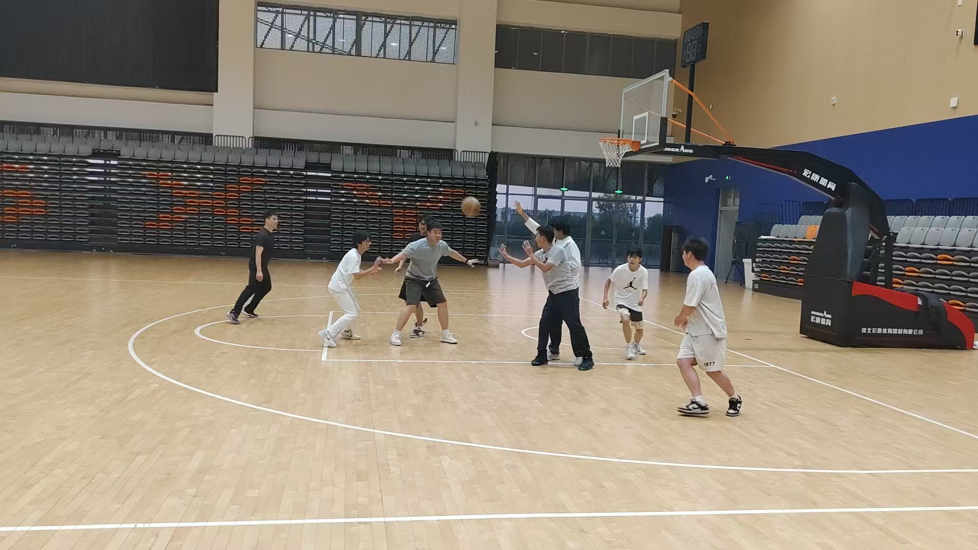 微信图片_20251106152118_87_656.jpg 微信图片_20251106152118_87_656.jpg