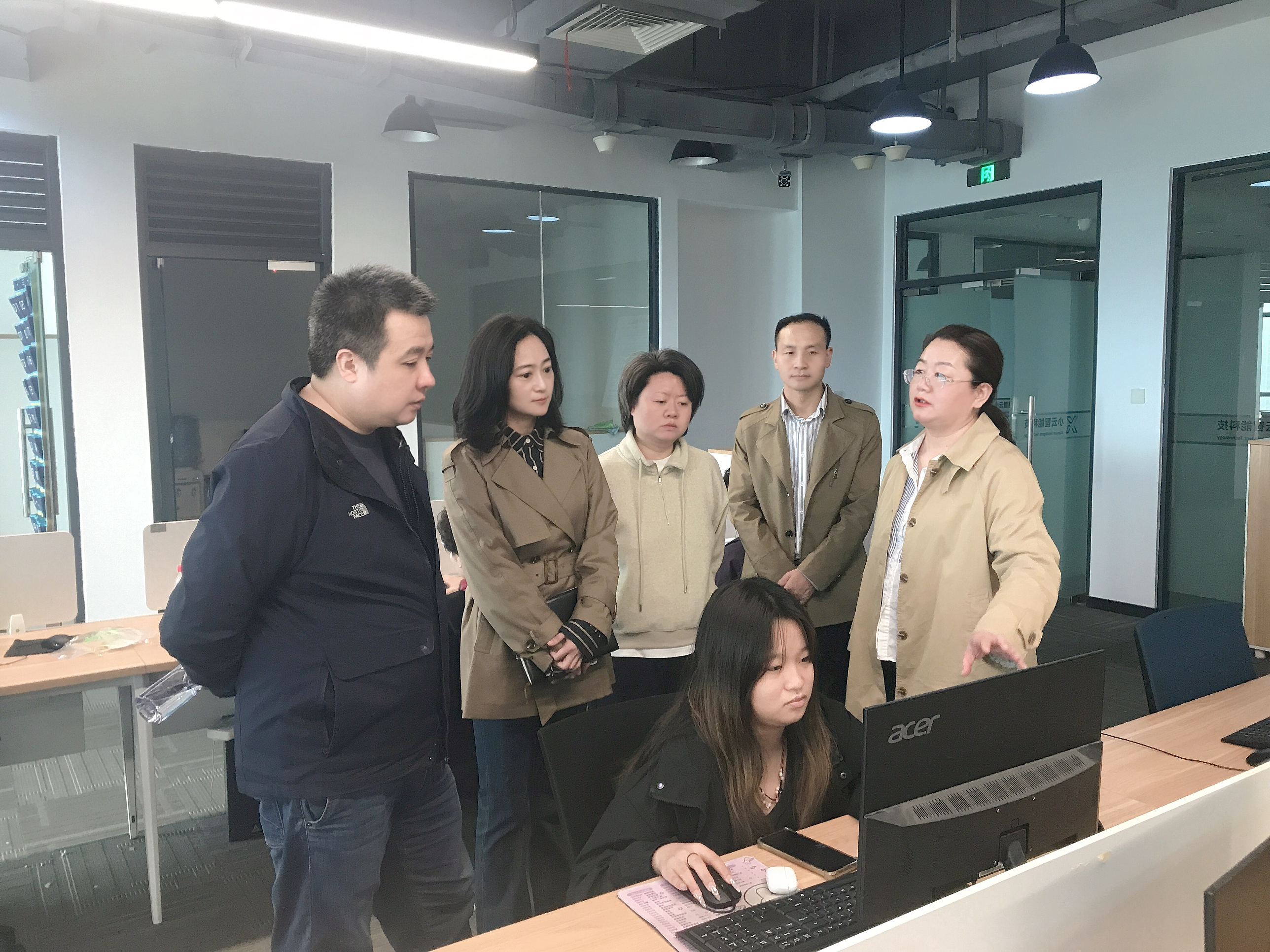 图片2.png 图片2.png